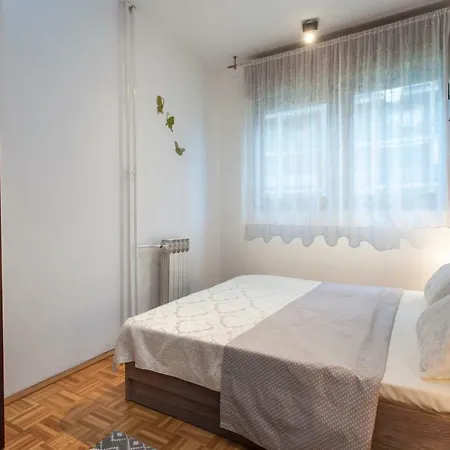 Iva Apartmán